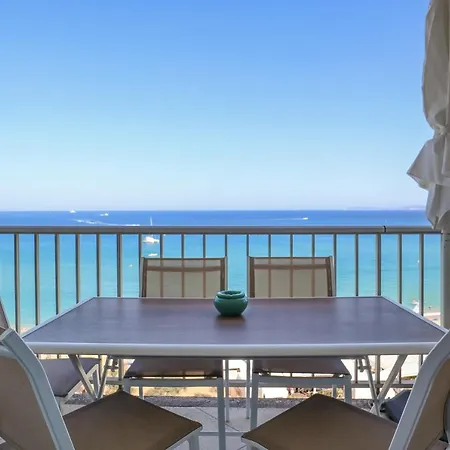 Apartament Bord De - En Front De